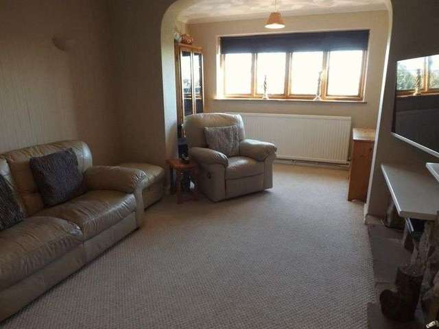  Image of 3 Bedroom Terraced for sale at Shakespeare Road  Great Yarmouth, NR30 4HE