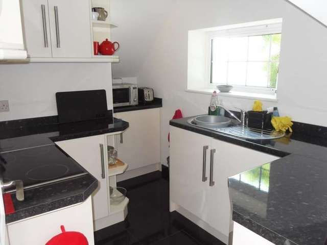  Image of 1 Bedroom Apartment for sale at Reading, RG30 2PB