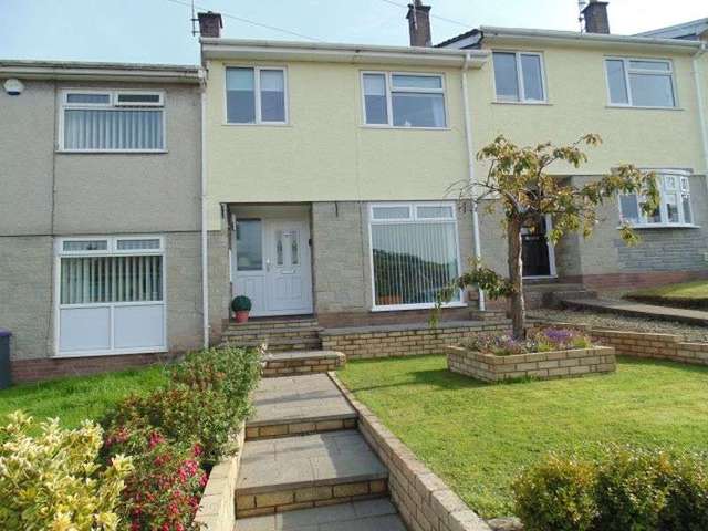  Image of 3 Bedroom Terraced for sale at Heol Isaf New Inn Pontypool, NP4 0QD