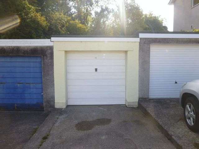  Image of 3 Bedroom Terraced for sale at Heol Isaf New Inn Pontypool, NP4 0QD