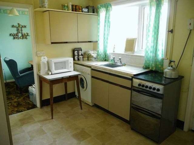  Image of 3 Bedroom Terraced for sale at Glebelands  Holsworthy, EX22 6AG