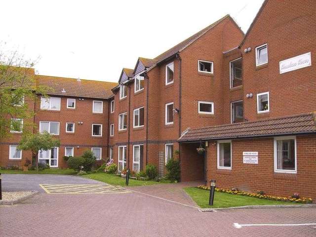  Image of 1 Bedroom Retirement Property for sale at Rectory Road  Burnham-on-Sea, TA8 2BX