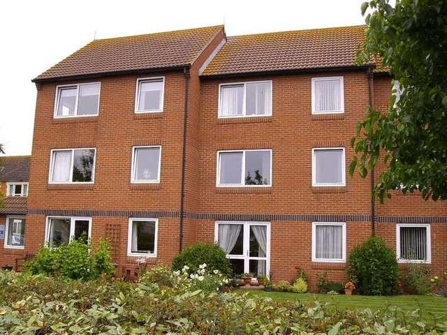  Image of 1 Bedroom Retirement Property for sale at Rectory Road  Burnham-on-Sea, TA8 2BX