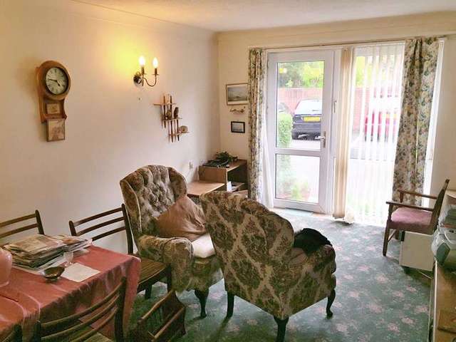  Image of 1 Bedroom Retirement Property for sale at Rectory Road  Burnham-on-Sea, TA8 2BX