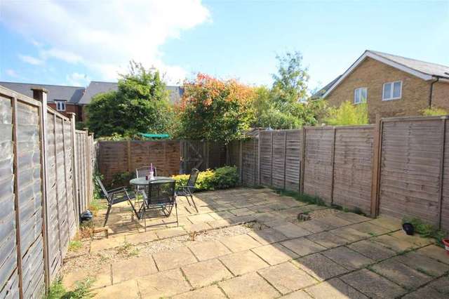  Image of 3 Bedroom Terraced to rent at Reading, RG1 2QE