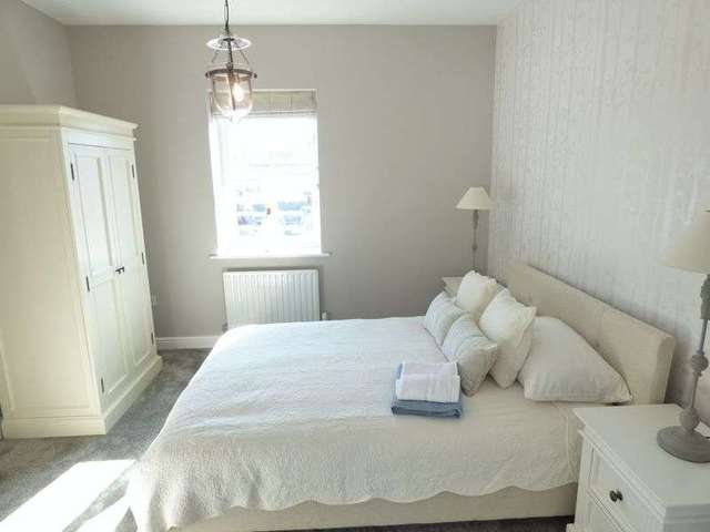  Image of 3 Bedroom Detached for sale at Kents Bank Road  Grange-Over-Sands, LA11 7EY
