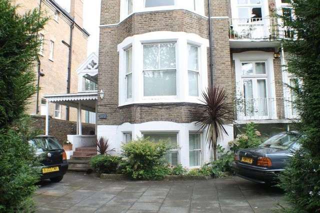  Image of 1 Bedroom Flat for sale at Kew Road  Kew, TW9 3EE