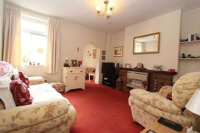  Image of 3 Bedroom Semi-Detached for sale at Bromley Lane  KINGSWINFORD, DY6 8HX