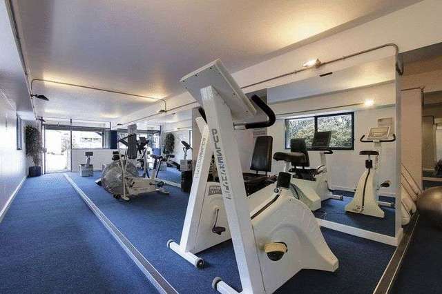  Image of 2 Bedroom Flat to rent at Daubeney Road  London, E5 0EW