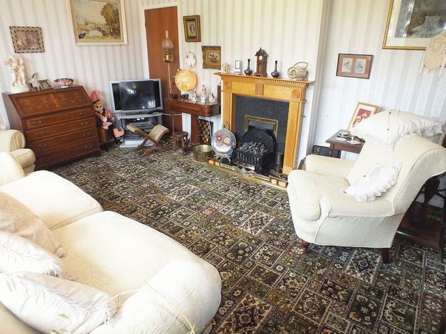  Image of 2 Bedroom Detached for sale at Maple Close  Horncastle, LN9 5EY