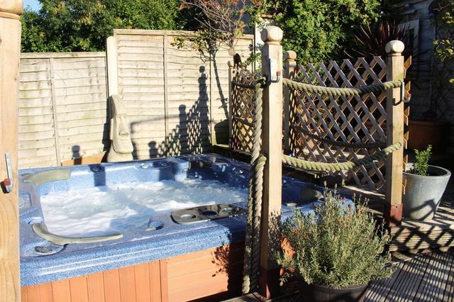  Image of 4 Bedroom Detached for sale at Marden Way  Calne, SN11 0RY
