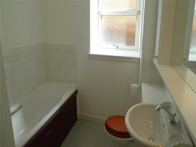  Image of 2 Bedroom Flat to rent at Grange Edinburgh Edinburgh, EH9 2HS