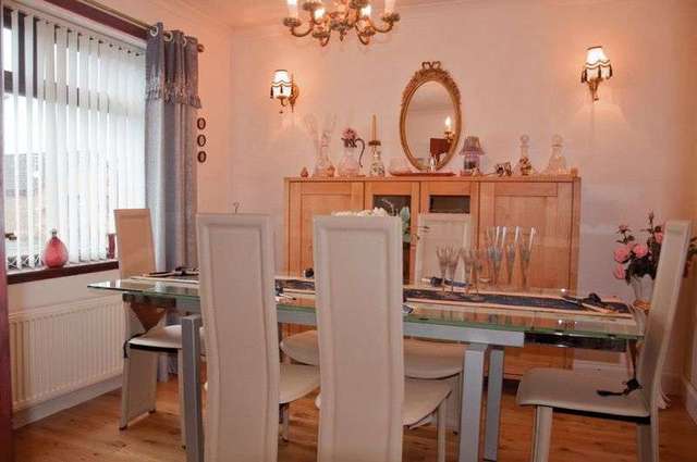  Image of 3 Bedroom Detached for sale at North Green Drive  Airth, FK2 8RA