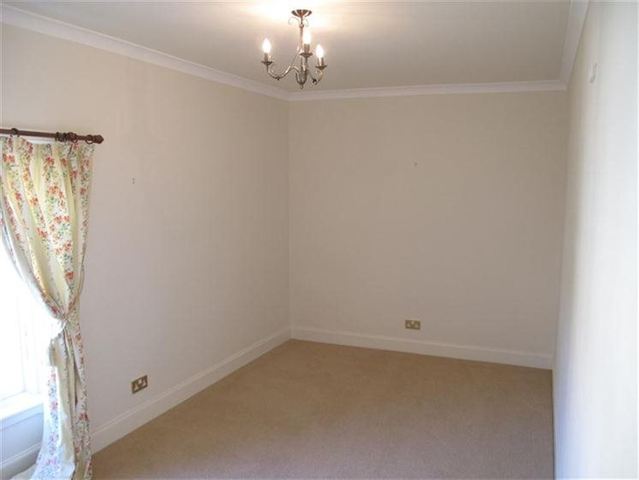  Image of Flat to rent at New Town Edinburgh Edinburgh, EH3 6JD