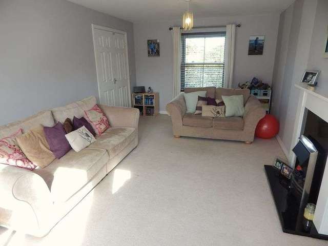  Image of 5 Bedroom Detached for sale at Poseidon Close Oakhurst Swindon, SN25 2LY