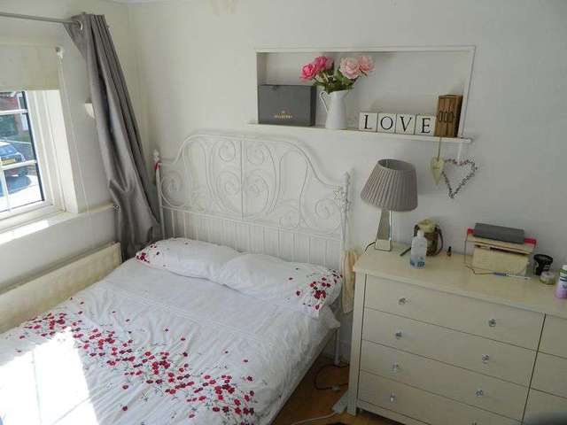  Image of 3 Bedroom Semi-Detached for sale at Powder Mills Leigh Tonbridge, TN11 9AR