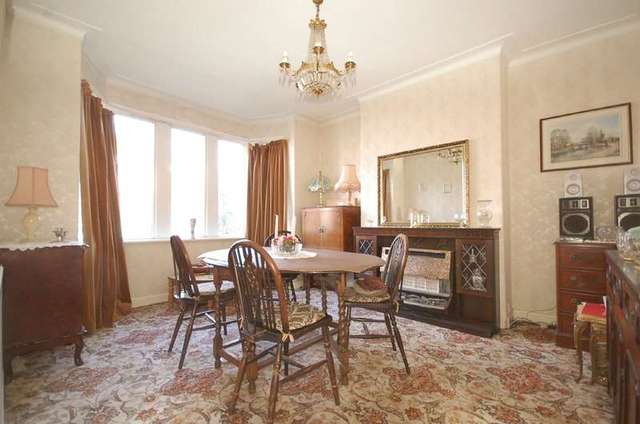  Image of 3 Bedroom Semi-Detached for sale at Blackpool Lancashire, FY4 2LT