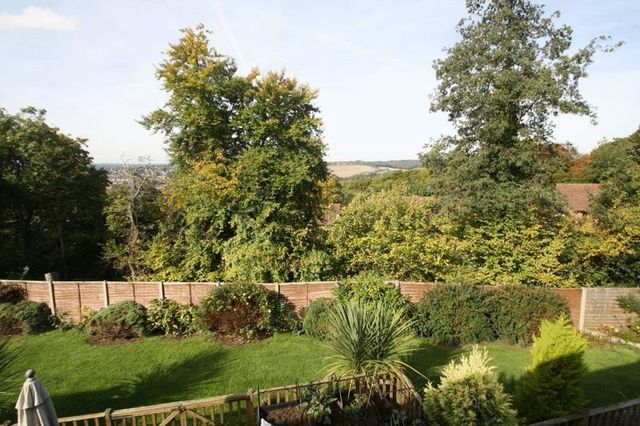  Image of 5 Bedroom Detached for sale at Ridge Way  High Wycombe, HP13 5BE