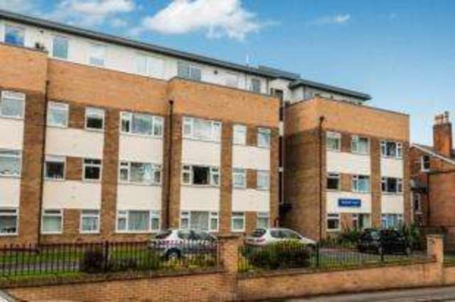  Image of 2 Bedroom Flat for sale at 39 Park Road Birmingham Moseley, B13 8AH