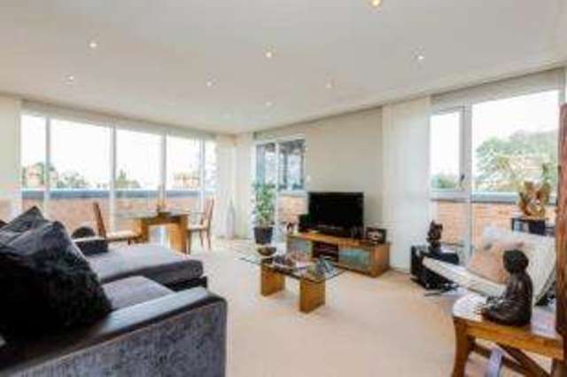  Image of 2 Bedroom Flat for sale at 39 Park Road Birmingham Moseley, B13 8AH