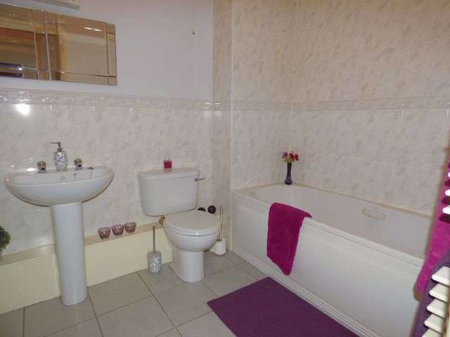  Image of 2 Bedroom Flat for sale at 53 Spruce Avenue  Lancaster, LA1 5LB