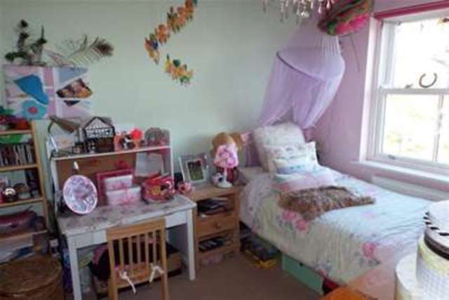  Image of 4 Bedroom Detached to rent at St. Austell, PL25 4TA