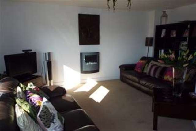  Image of 4 Bedroom Detached to rent at St. Austell, PL25 4TA
