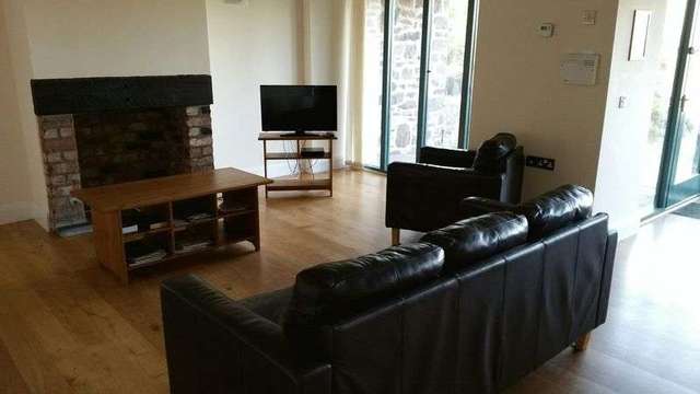  Image of 3 Bedroom Detached to rent at St. Ishmaels Haverfordwest, SA62 3DN