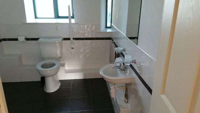  Image of 3 Bedroom Detached to rent at St. Ishmaels Haverfordwest, SA62 3DN