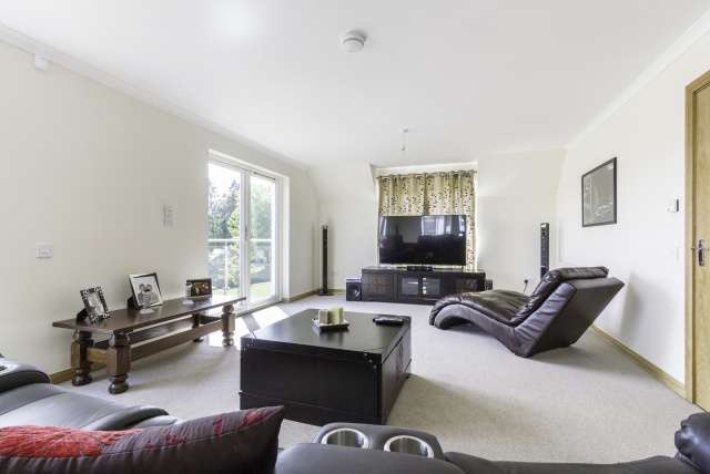  Image of 4 Bedroom Detached for sale at Blairgowrie, PH12 8QN