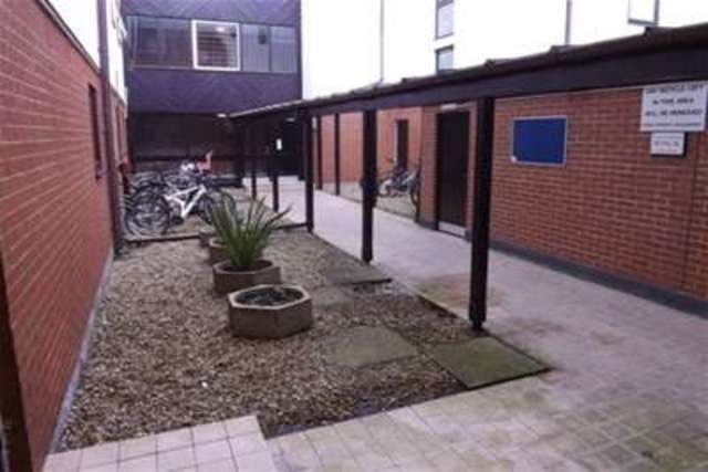  Image of 1 Bedroom Studio to rent at Bournemouth, BH8 8LQ
