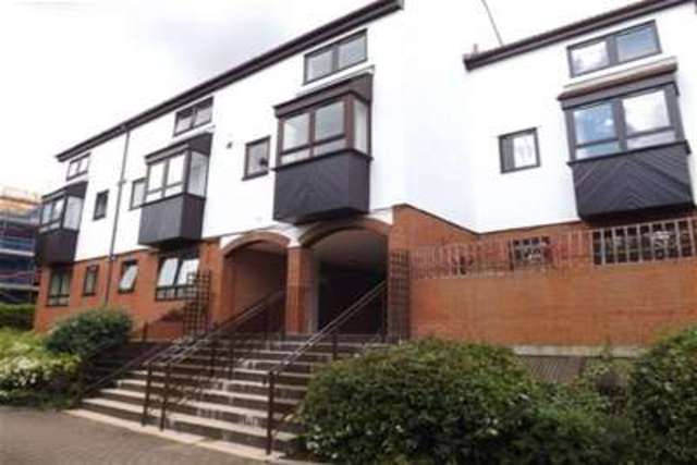  Image of 1 Bedroom Studio to rent at Bournemouth, BH8 8LQ