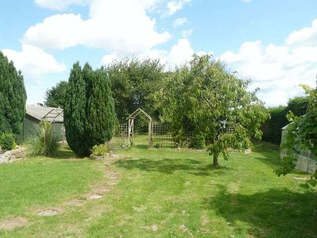  Image of 6 Bedroom Detached for sale at Suggs Lane Broadway Ilminster, TA19 9RJ