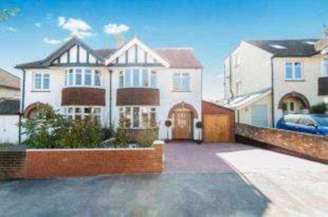  Image of 4 Bedroom Semi-Detached for sale at Surbiton  Tolworth, KT6 5BX