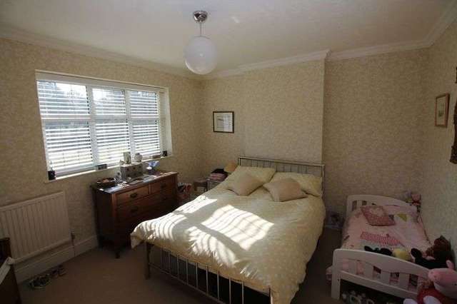  Image of 3 Bedroom Detached for sale at Chapel Road  Tadworth, KT20 5SB