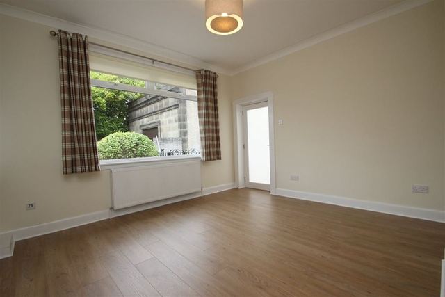  Image of 3 Bedroom Bungalow to rent at Strathbungo Glasgow Glasgow, G41 4DD