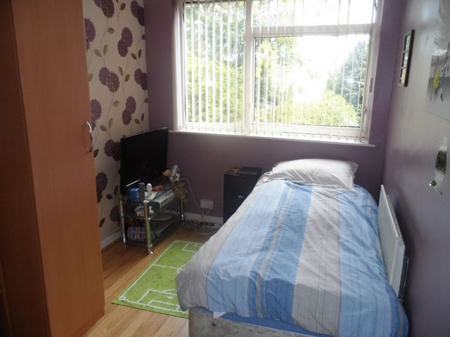  Image of 2 Bedroom Flat to rent at Unicorn Lane Eastern Green Coventry, CV5 7LL