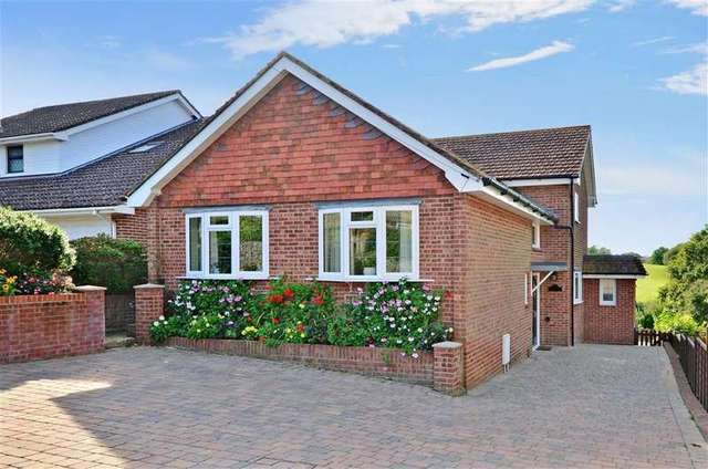  Image of 4 Bedroom Detached for sale at Shanklin Isle of Wight Shanklin, PO37 6QW
