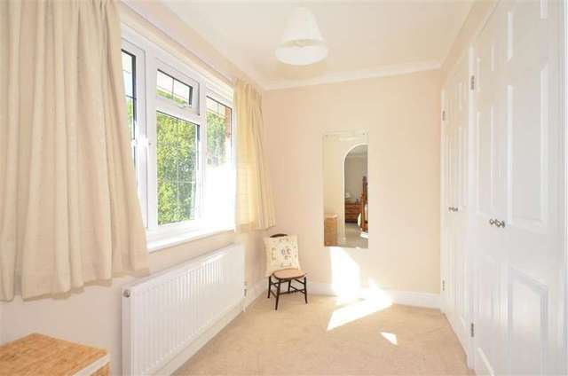  Image of 4 Bedroom Detached for sale at Shanklin Isle of Wight Shanklin, PO37 6QW