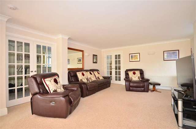  Image of 4 Bedroom Detached for sale at Shanklin Isle of Wight Shanklin, PO37 6QW