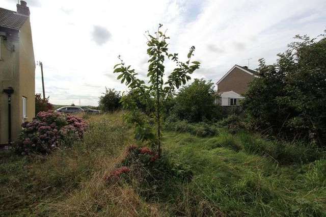  Image of 3 Bedroom Detached for sale at Winteringham Lane West Halton Scunthorpe, DN15 9AX