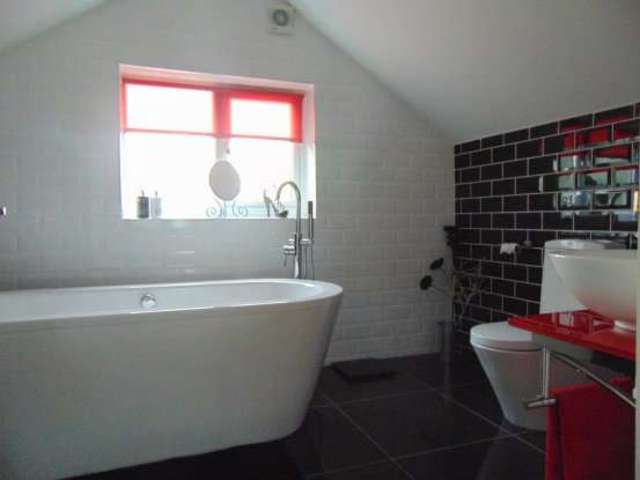  Image of 3 Bedroom Semi-Detached for sale at Abergavenny Gwent Abergavenny, NP7 8BS