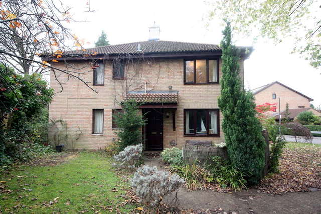  Image of 1 Bedroom Maisonette to rent at Surrey  Kingston Upon Thames, KT2 5SL