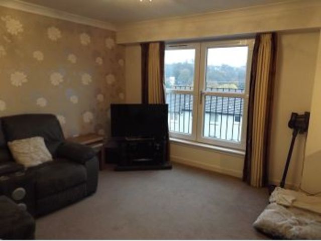 Image of 2 Bedroom Flat to rent at Duntocher West Dunbartonshire West Dunbartonshire, G81 6EG