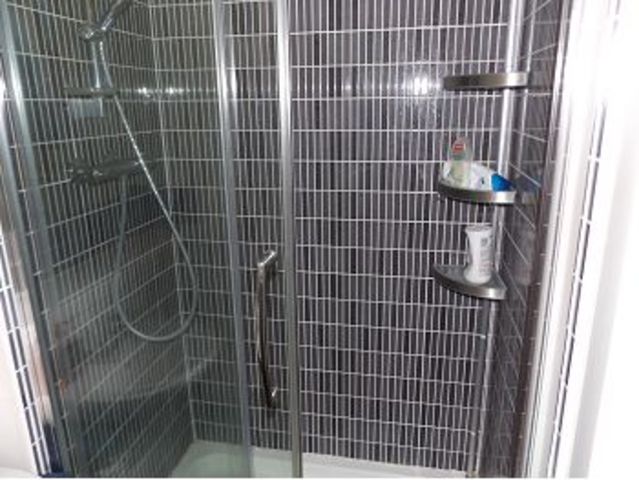  Image of 2 Bedroom Flat to rent at Duntocher West Dunbartonshire West Dunbartonshire, G81 6EG