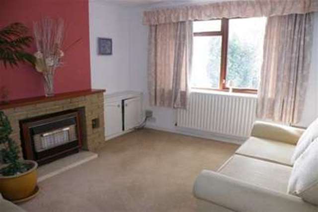  Image of 3 Bedroom Semi-Detached to rent at Doncaster, DN4 7HF