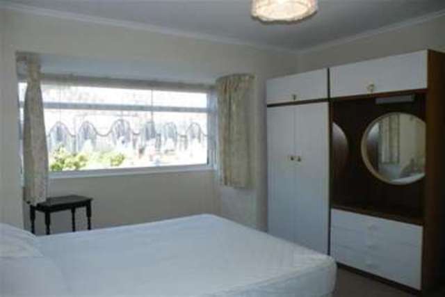  Image of 3 Bedroom Semi-Detached to rent at Doncaster, DN4 7HF
