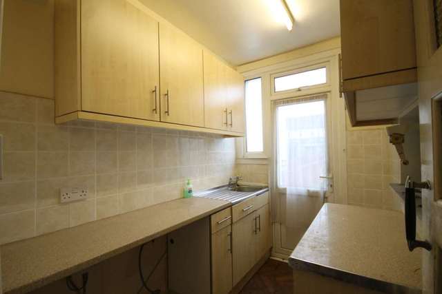  Image of 3 Bedroom Terraced for sale at Byron Avenue  New Malden, KT3 6EX