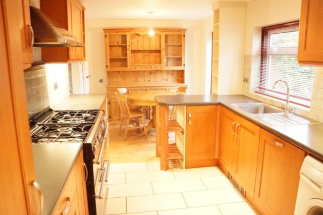 Image of 3 Bedroom Semi-Detached to rent at Chells Way  Stevenage, SG2 0LT