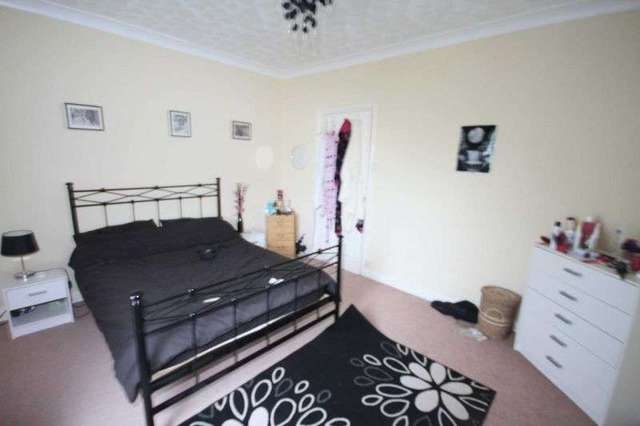  Image of 2 Bedroom Terraced to rent at Cliff Crescent Loftus Saltburn-By-The-Sea, TS13 4RY